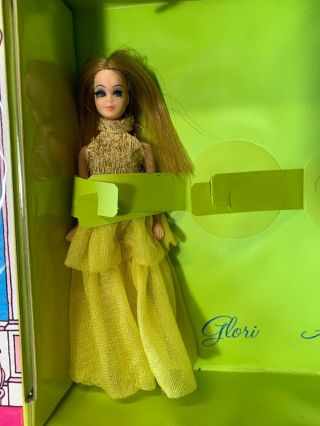 Vintage Dawn doll,  Case And Clothes 4