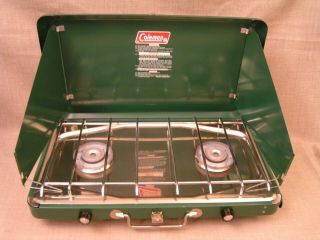 1970 ' s Vintage Coleman Deluxe 2 - Burner Propane Camp Stove w/Box 5410A700 - 4