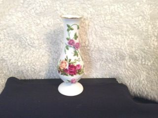 Antique 1962 Royal Albert Old Country Roses 5 " Bud Vase Applied Roses Accent