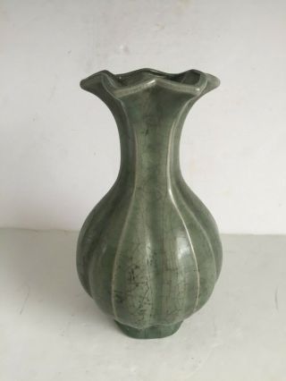 Antique Chinese Korean Porcelain Green Celadon Crackle Glaze Lobed Vase 8 3/4 "