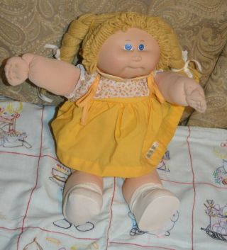 Vintage Cabbage Patch Doll With Outfit Blue Eyes Light Hair 1982