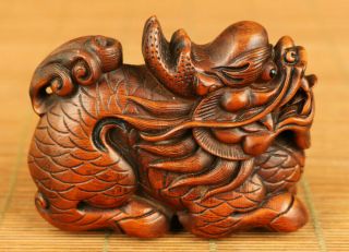 Chinese Old Boxwood Hand Carved Dragon Statue Netsuke Table Home Collectable