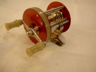 Great Lakes Casting Reel Red Odd Color Baitcast Vintage Old Fishing Lure Tackle