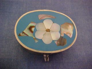 No Res Vintage Mexico Pill Box Alpaca Silver With Mother Of Pearl Flowers