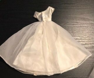 Vintage Barbie: Bride ' s Dream Wedding Dress and Veil 2