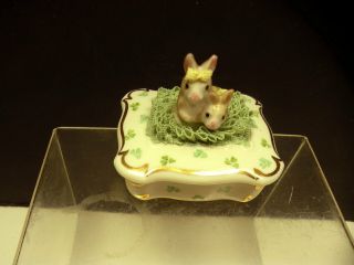2pc Old Pill Box W/rabbit/s Irish Dresden Rudolstadt Lace Porcelain Trinket Box