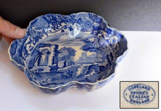 Delightful Antique Copeland Spode Italian Blue & White Ceramic Bowl - Wave Edged