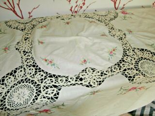 Vintage Ivory Cotton Large Round Tablecloth With Cross Stitch Embroidery & Lace