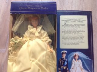 FOR CHERYL ONLY 1982 - Princess Diana and Prince Charles - Goldberger - 4