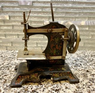 Antique Mini Toy Sewing Machine Metal Hand Crank