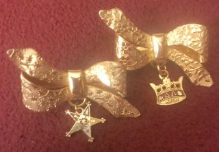 2 Vintage Mason Kych And Fatal Pins/brooches With Dangle Crown & Star