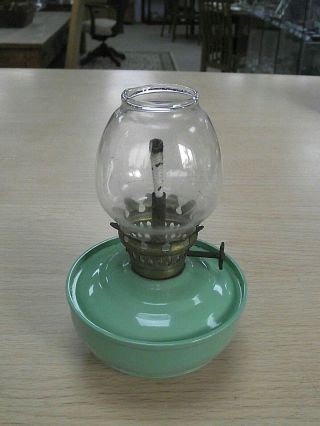 Lovely Vintage Kelly / Nursery Green Enamel Oil Lamp