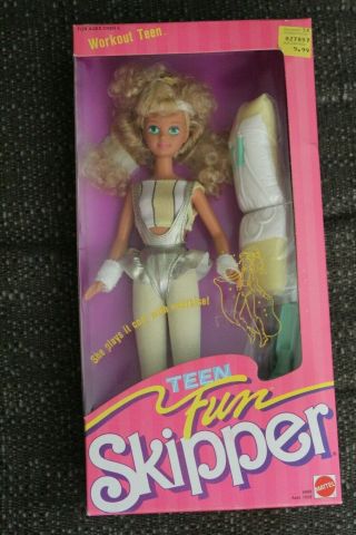 1987 Vtg Skipper Doll Workout Teen Fun Mattel 5889 Big Hair Exercise Gym Barbie