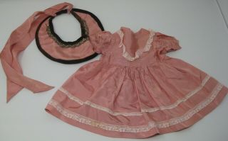 Antique Vintage Pink Silk Taffeta & Lace Doll Dress & Hat 1940s 4 22 "