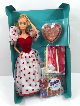 Vintage 1983 Loving You Barbie Blonde Heart Dress Gift Set 7583