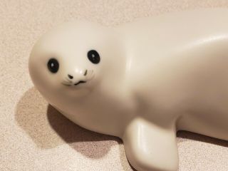Vintage Lillemor Arabia Finland White Seal Pup WWF Figurine Signed 6 
