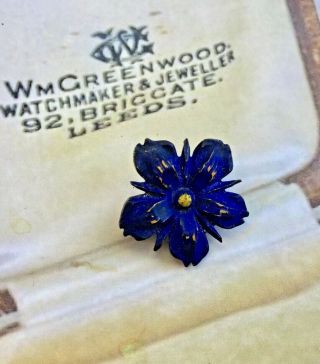 Old Vintage Antique Jewellery 1920’s Carved Effect Tiny Blue Flowerhead Brooch