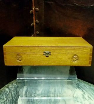 Vintage Art And Crafts Oak Box.  Carved Acorns.  Handmade.