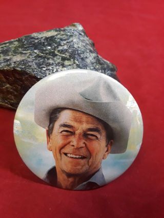 Ronald Reagan Button Pin 1980 