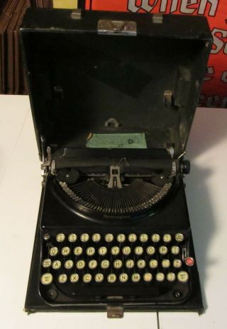 Black Remington Portable Typewriter - Read / Needs Cleaning
