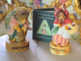 Artisan Miniature Dollhouse Porcelain French Tiggy Winkle And Mother Rabbit Set