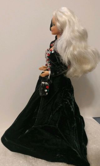 Mattel Barbie Doll Happy Holidays Special Edition 1991 5
