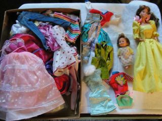 Vintage Barbie And Clothes Mattel Heart Family Mom And Child 1976