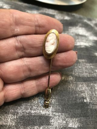Vintage Antique 10k Yellow Gold Pink Shell Cameo Stick Pin