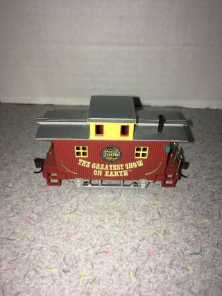 Bachmann Ho Ringling Brothers,  Barnum & Bailey Circus Caboose 714 Model K120627