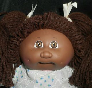 VINTAGE 1982 CABBAGE PATCH KIDS AFRICAN AMERICAN LONG HAIR GIRL PLUSH DOLL TOY E 2