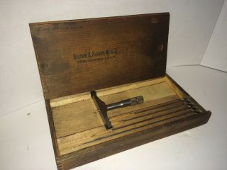 Vintage Antique Tool (hmk Brown & Sharpe Mfg) Micrometer (w/wood Box)