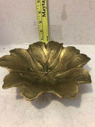 1948 Heavy Solid Brass Signed Vmc Virginia Metalcrafters 4 - 6 May Apple Leaf Tray