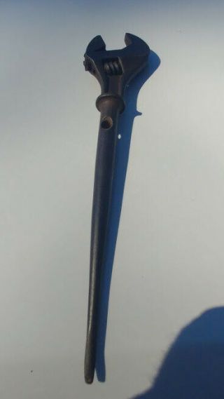 Spud Wrench Adjustable End Unusual Design Vintage Antique U.  S.  A.  Made 11 3/4 "