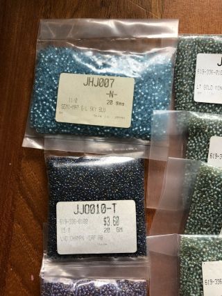 11/0,  15/0 Lined Beads For Jewelry Making 4