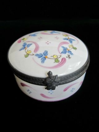 Antique Limoges France Peint Main Hand Painted French Porcelain Trinket Pill Box