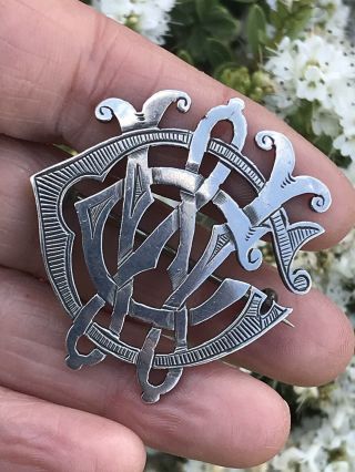 UNUSUAL LGE ANTIQUE VICTORIAN 1894 STERLING SILVER INITIALS/MONOGRAM BROOCH/PIN 8