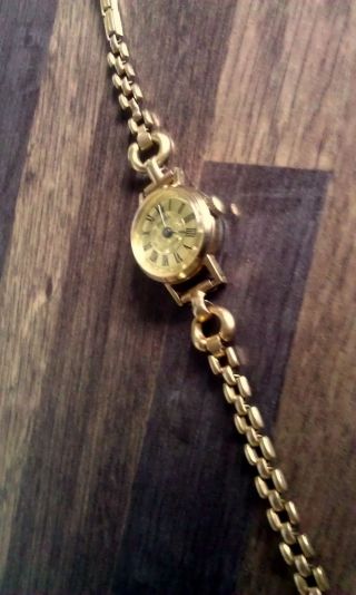 Vintage Ladies Seconda 17 Jeweled Face Watch & Rolled Gold Strap Gwo
