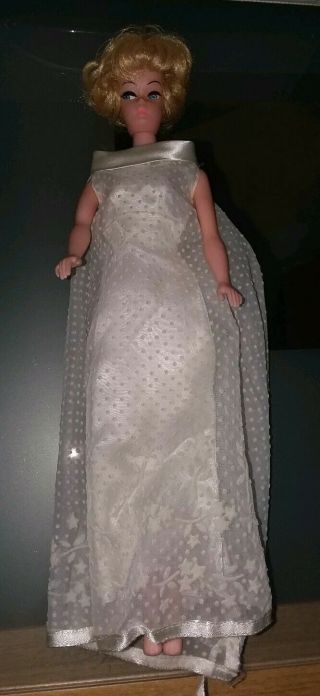 Vintage Hong Kong Barbie Clone In Wedding Dress