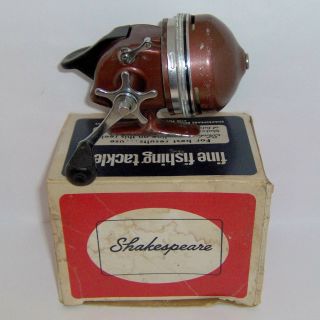C.  1966 Shakespeare " Wondereel " No 1766 Push - Button Spin Casting Reel Model Ee