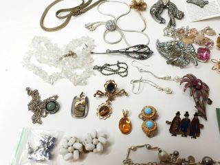 Antique or Vintage Mixed Costume Jewellery Jewelry Joblot brooch NR 4