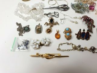 Antique or Vintage Mixed Costume Jewellery Jewelry Joblot brooch NR 7