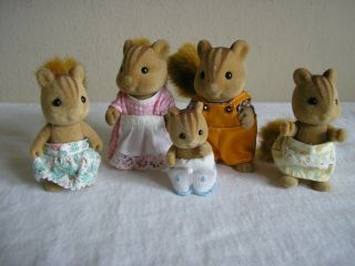 Vintage 1980s Sylvanian Squirrel Family Calico Critters Mom Dad Girls Baby