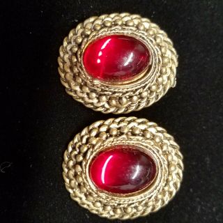 Gold Tone Red Jewel Oval 1 1/4 " Clip On Ear Ring Vintage Antique Retro Classy