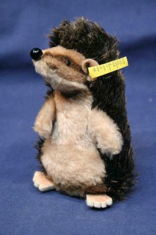 Steiff Joggi Hedgehog Standing Spikey Plush W/ Tag 1680/12