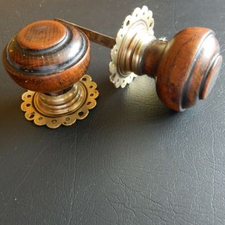 A Good Wood And Brass Antique Doorknobs