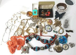 Antique Or Vintage Mixed Bundle Costume Jewellery Car Boot Joblot Brooch Beads