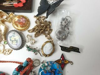 Antique or Vintage Mixed Bundle Costume Jewellery Car Boot Joblot Brooch Beads 7