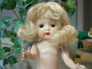 Vintage Nasb Slw Muffie Doll - Blond Hair/blue Eyes - Marked