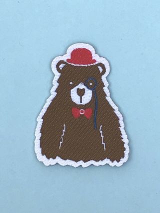 World Scout Jamboree 2019 United Kingdom Uk Tea Bear W/ Red Bowler Cut Out Badge