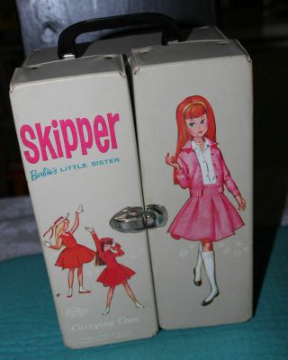 Vtg 1964 Barbie Skipper Fashion Doll Carrying Case Wardrobe Trunk Off White Red